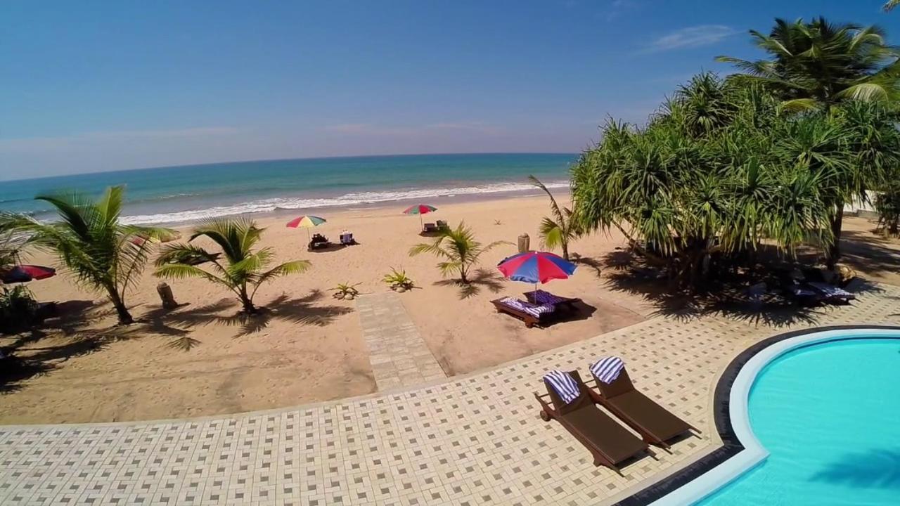 Whispering Palms Hotel Bentota Kültér fotó